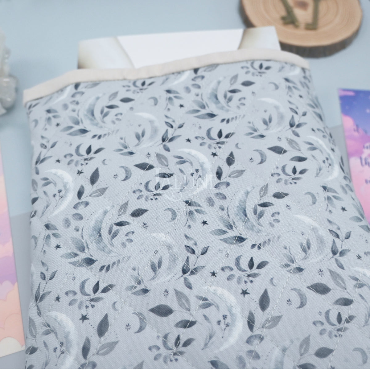 Luna Floral Quilted Book Sleeve