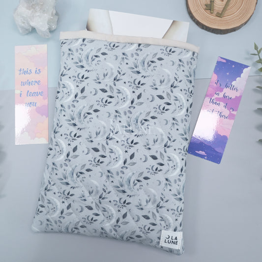 Luna Floral Quilted Book Sleeve